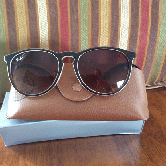 New Ray-Ban Erika Sunglasses 54 mm - Picture 4 of 5